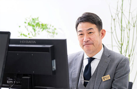 査定／営業　東　丈晴